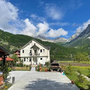 Maison d'hôtes Bujtina Izet Selimaj, Valbone